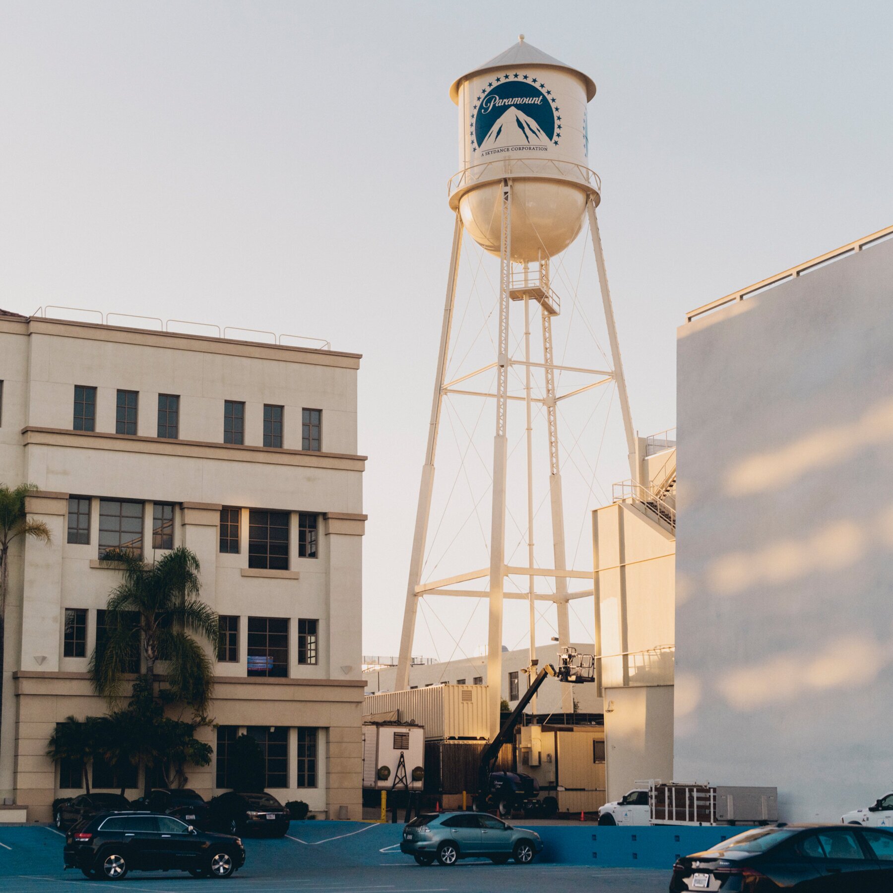 David Ellison Floats Hollywood Exit as States Threaten His Warner Bros. Deal