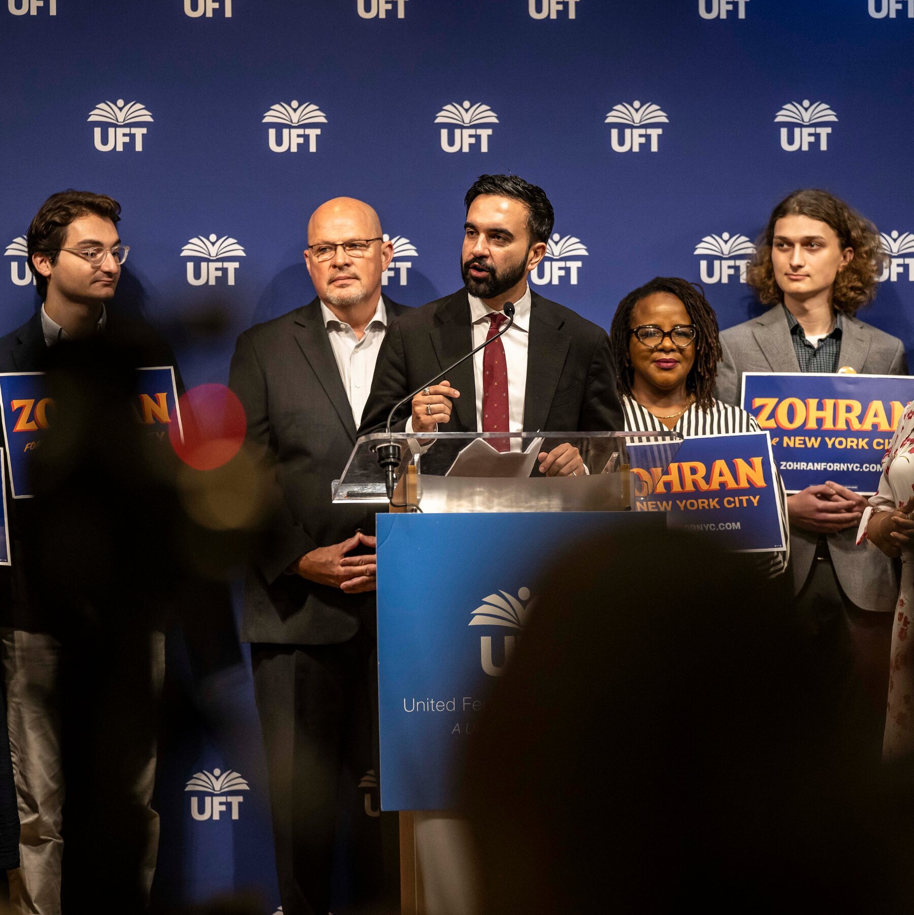 Mamdani Sues City Council Over $10,000 Bonuses to Teachers’ Aides