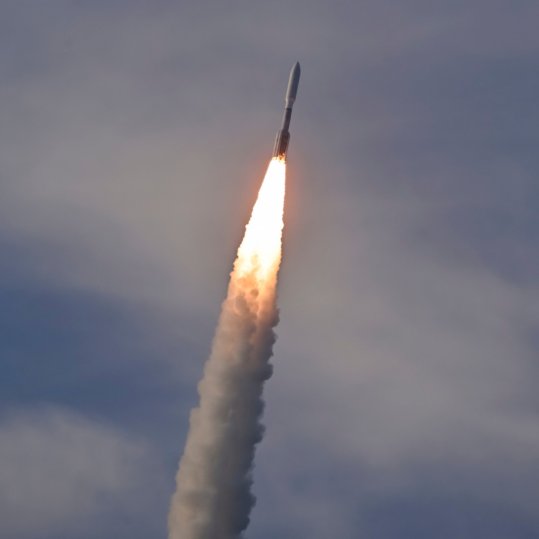 Trump Announces a New Policy for a ‘Golden Age of Space Transportation