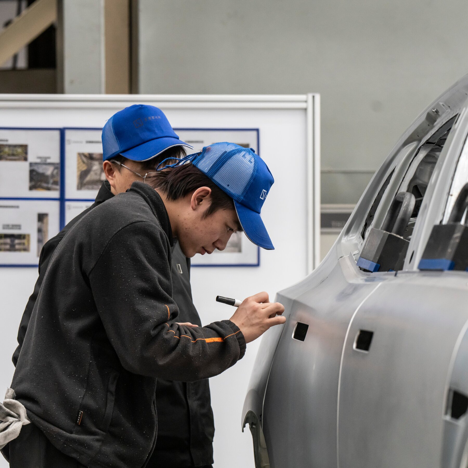 In China’s Biggest Car Recall, Tesla and 8 Others Will Address Door Safety