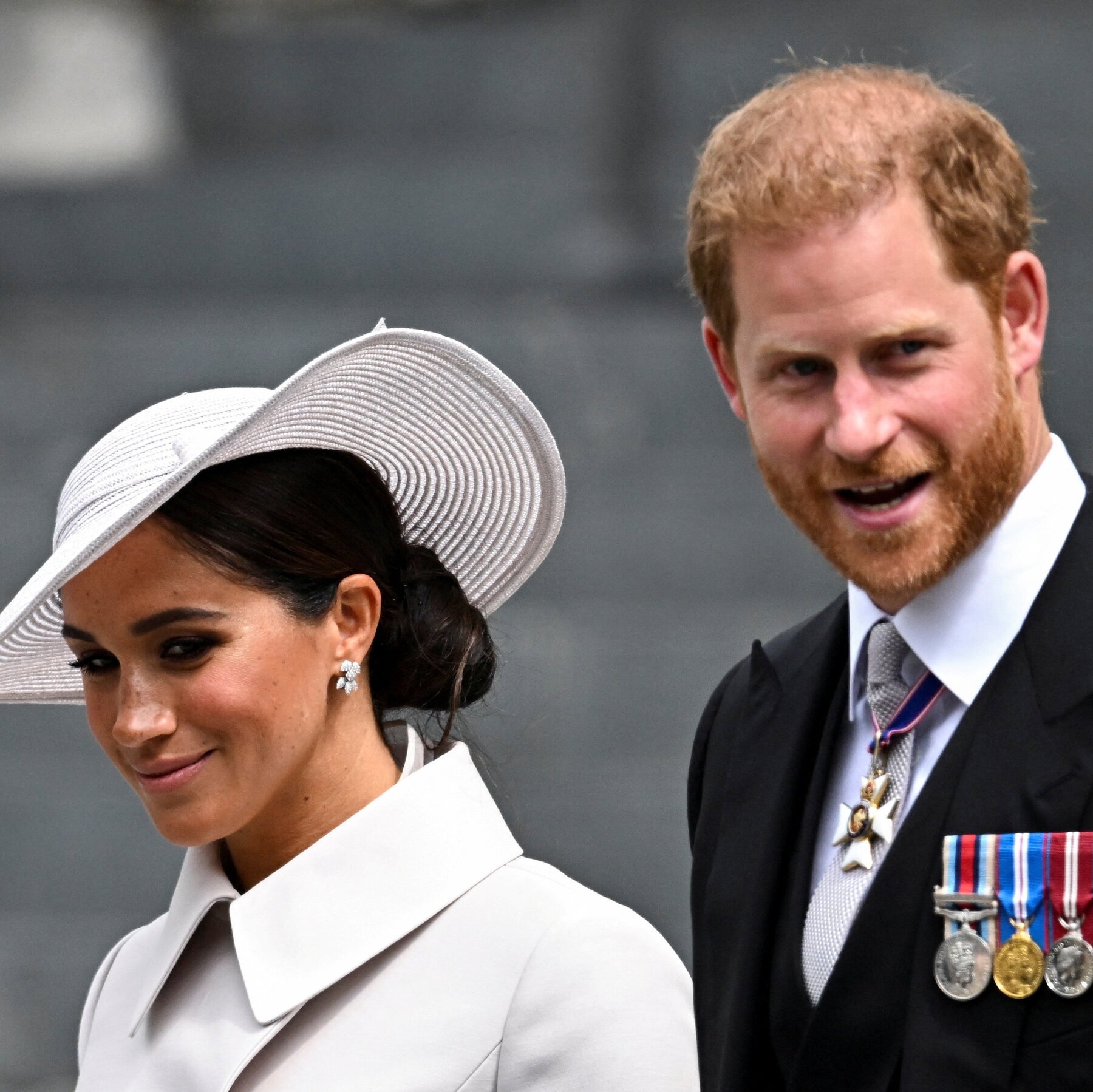 Harry and Meghan See Their California Dreams, and Riches, Fade Away