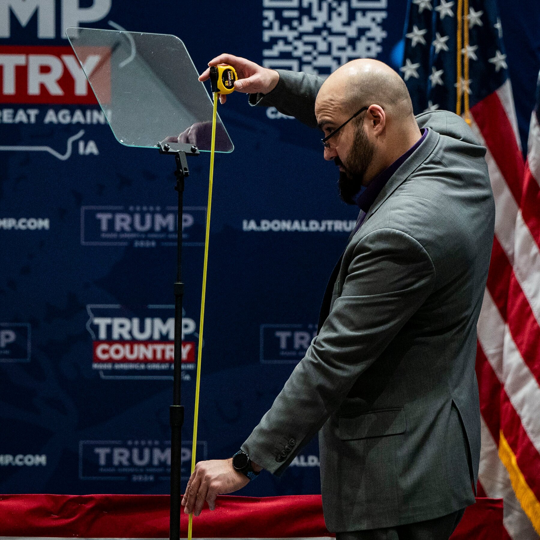 Teleprompter Operator Who Bet on Trump Speeches Is Ordered to Pay Fine