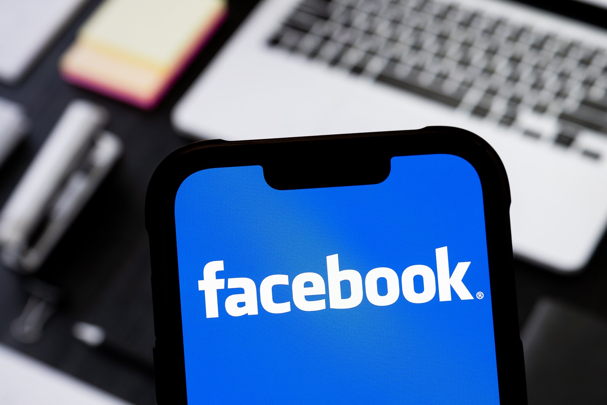 Facebook officially rolls out its standalone Creator Studio app with AI tools for creators