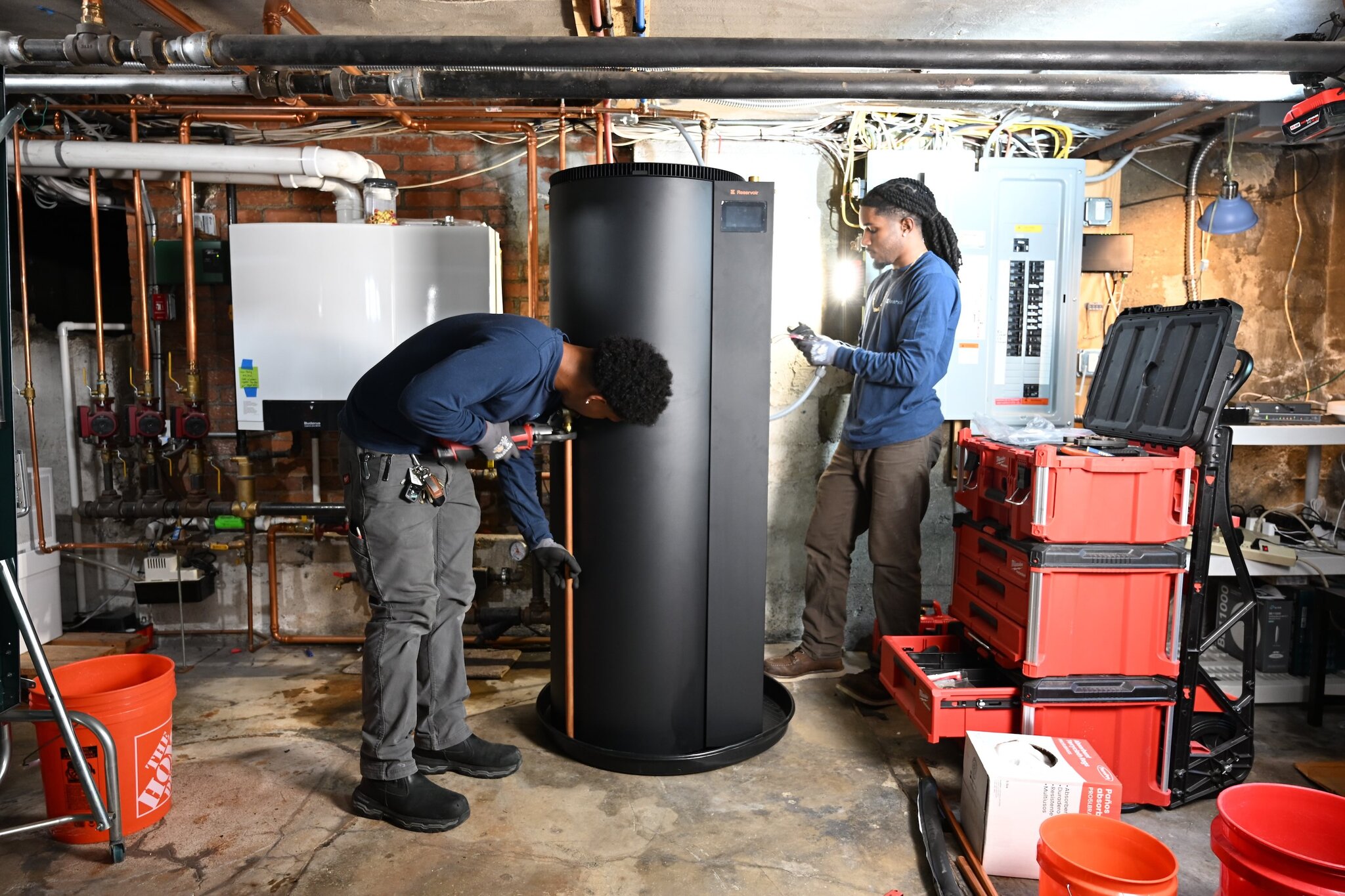 Reservoir raises $8M to make water heaters that people — and the grid