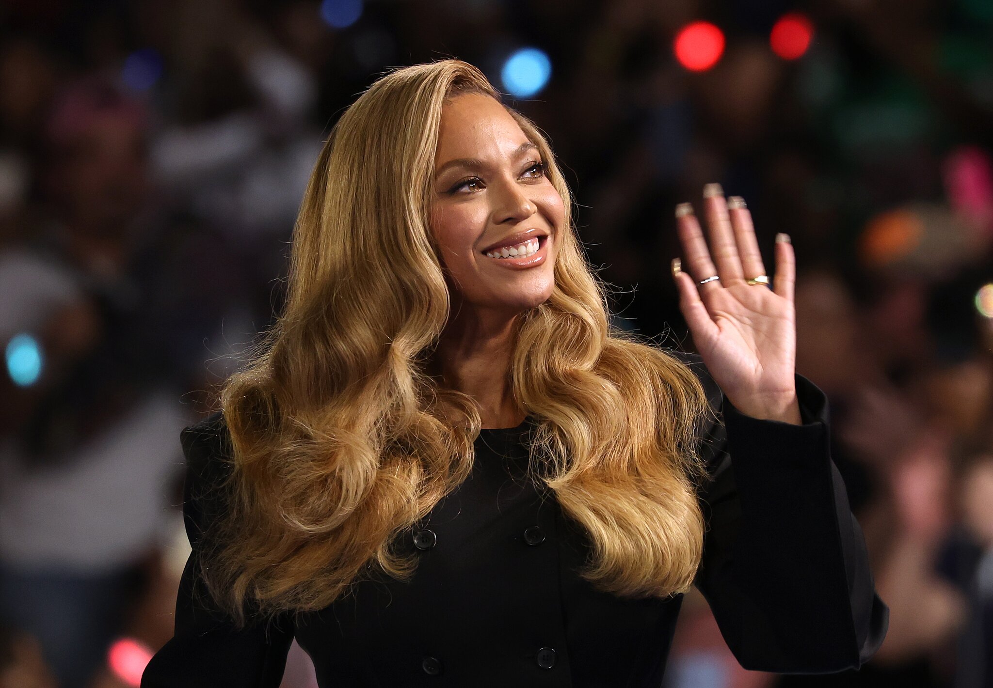Beyoncé Announces $1 Million Donation for Earthquake Relief Efforts in Colombia