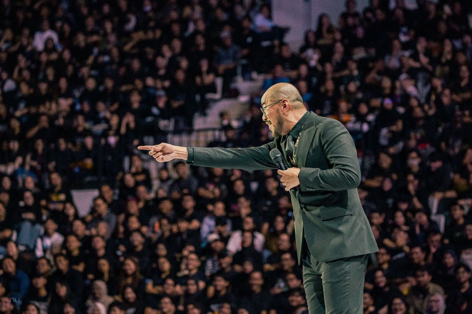 Indonesia’s Biggest Comedian Sold Out Arenas While Pissing Off the Government. Now He’s Starting Over in America