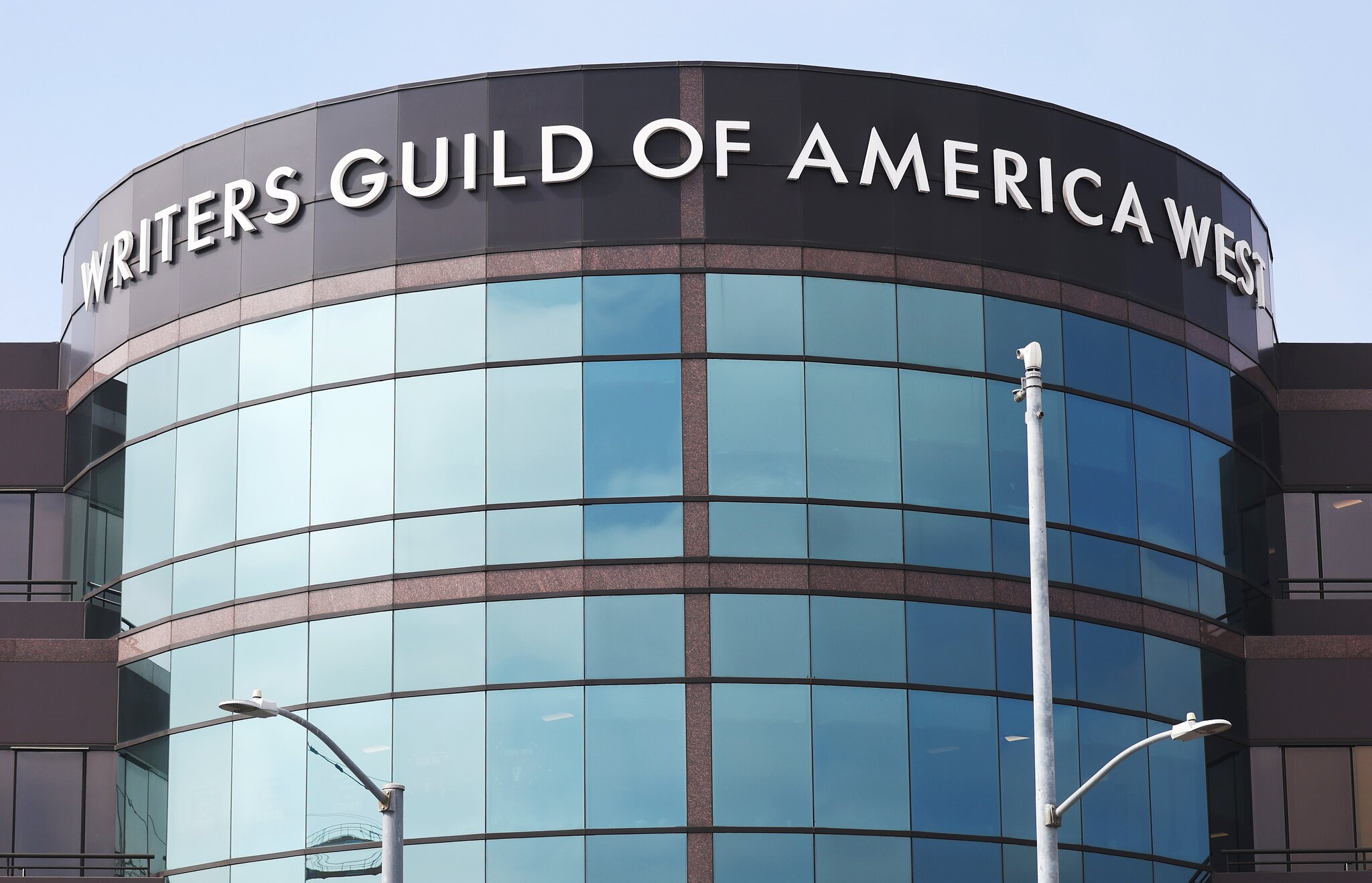WGA Slams David Ellison’s Plan to Pull Paramount From California: ‘This Type of Behavior Is Precisely Why the Merger Should Be…
