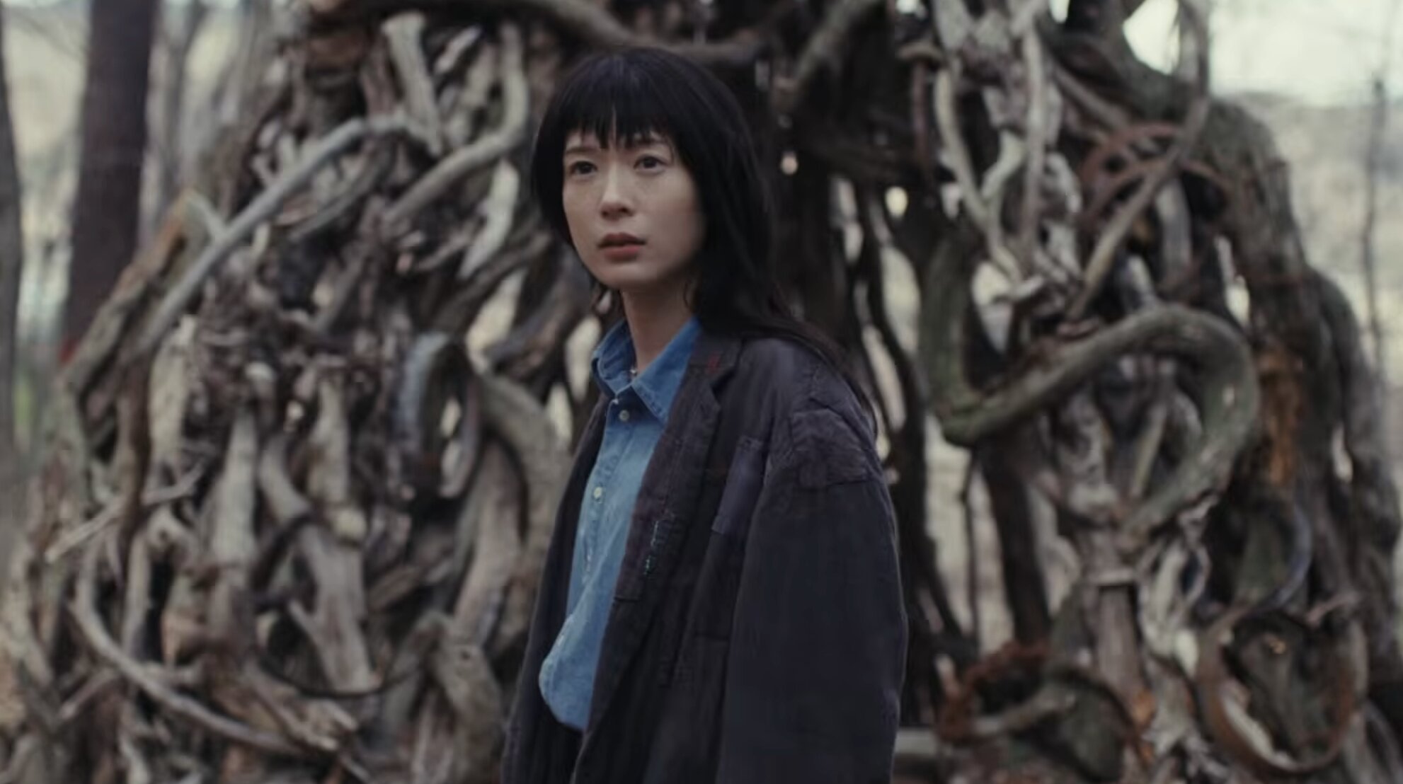 Never After Dark’ Trailer: Stephen King Raves This Psychic Medium Thriller Is ‘Amazing and Haunting’ (EXCLUSIVE)