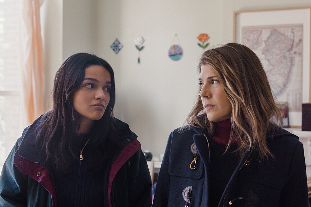 Rachel Zegler Is Marisa Tomei’s Long-Lost Daughter in First Look at Comedy Drama ‘She Gets It From Me’ (EXCLUSIVE)