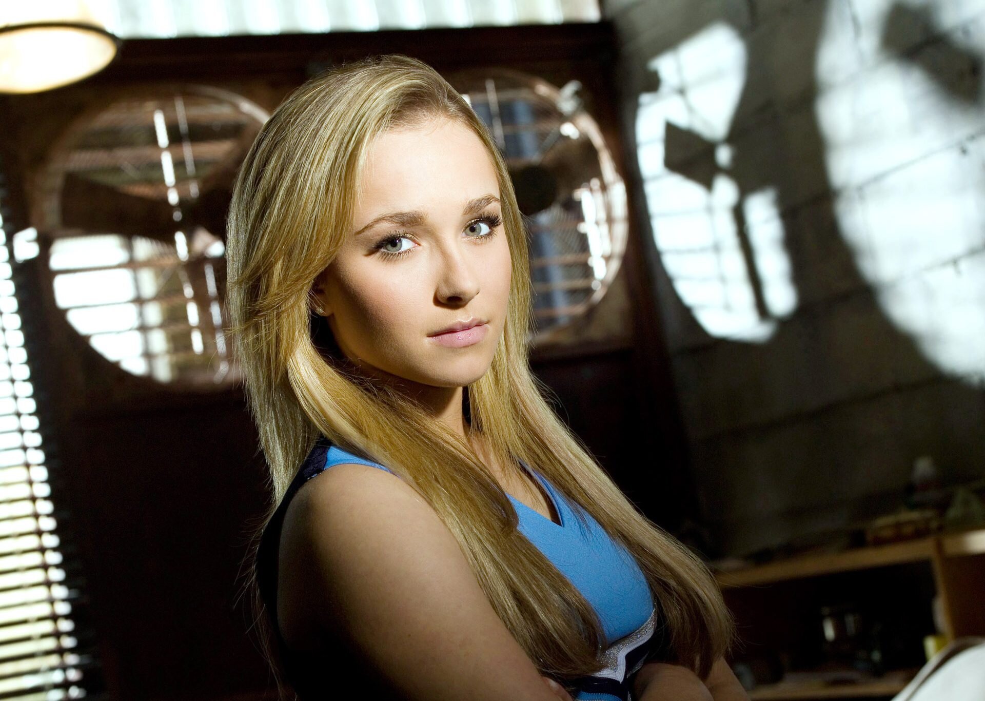 Hayden Panettiere ‘Stuck Up for Background Actors When They Were Mistreated’ on ‘Heroes’ Set and ‘Knew Every Crew Members Name