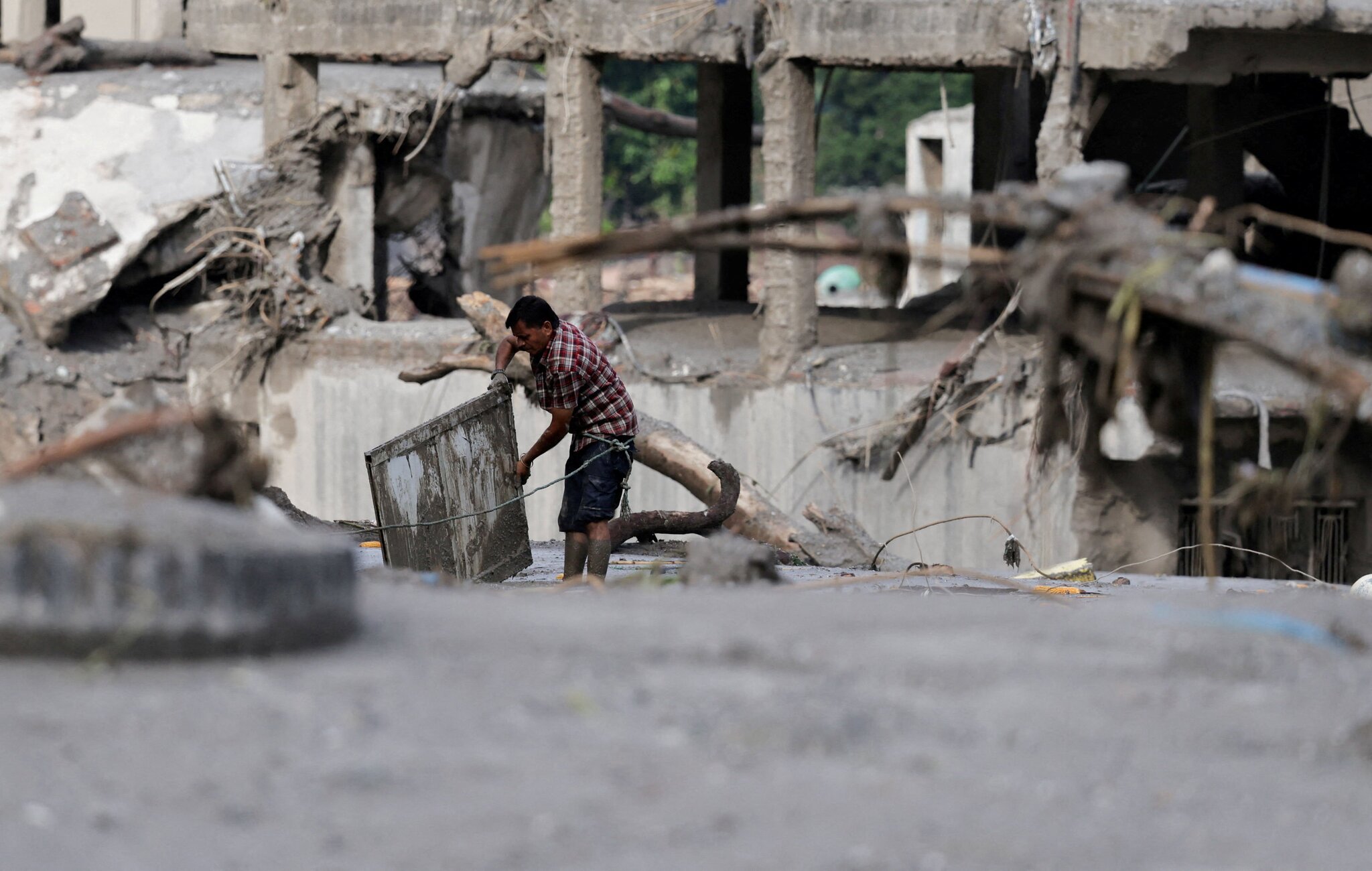 More than 1,300 missing in Nepal and China after deadly Himalayan flood