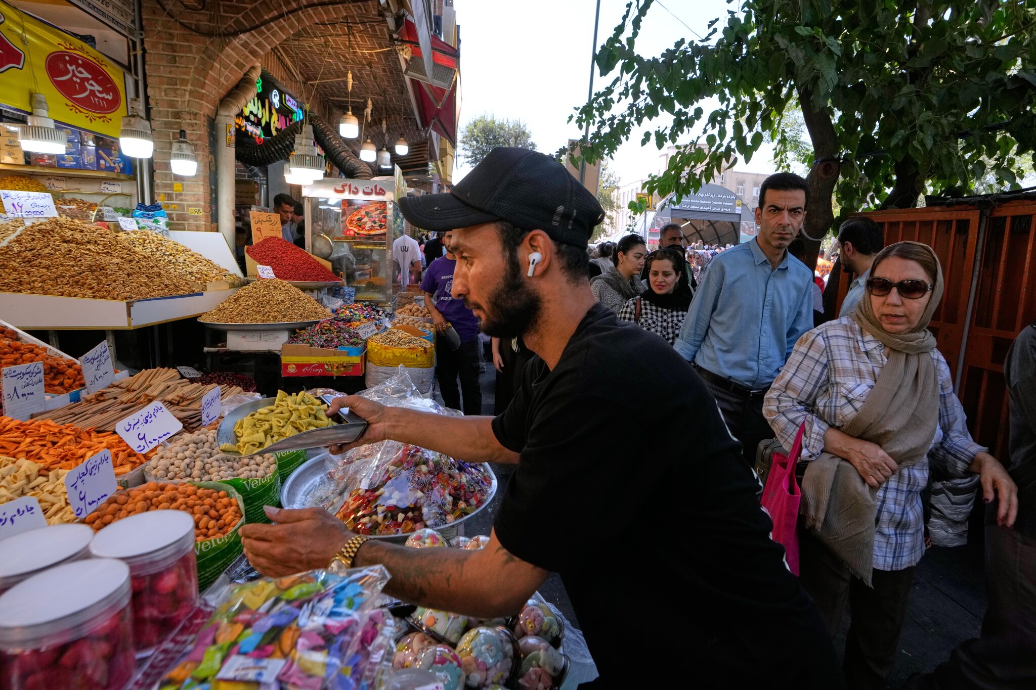 Trump threatens Iran’s partners: How do secondary sanctions work?