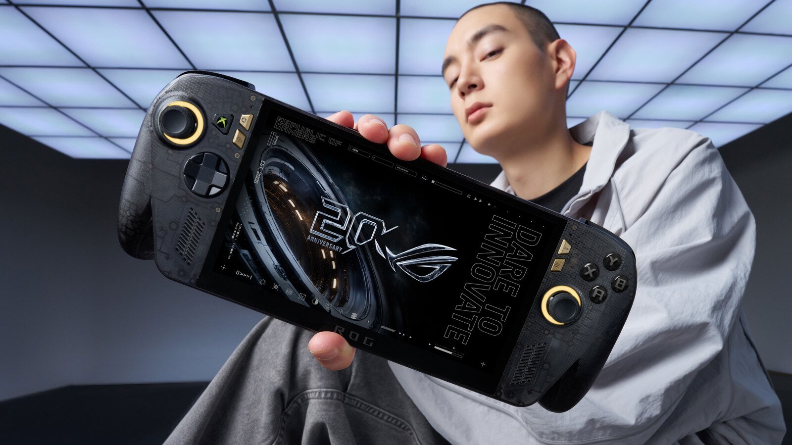 ASUS is celebrating the 20th anniversary of its gaming division with the ROG XBOX Ally X20