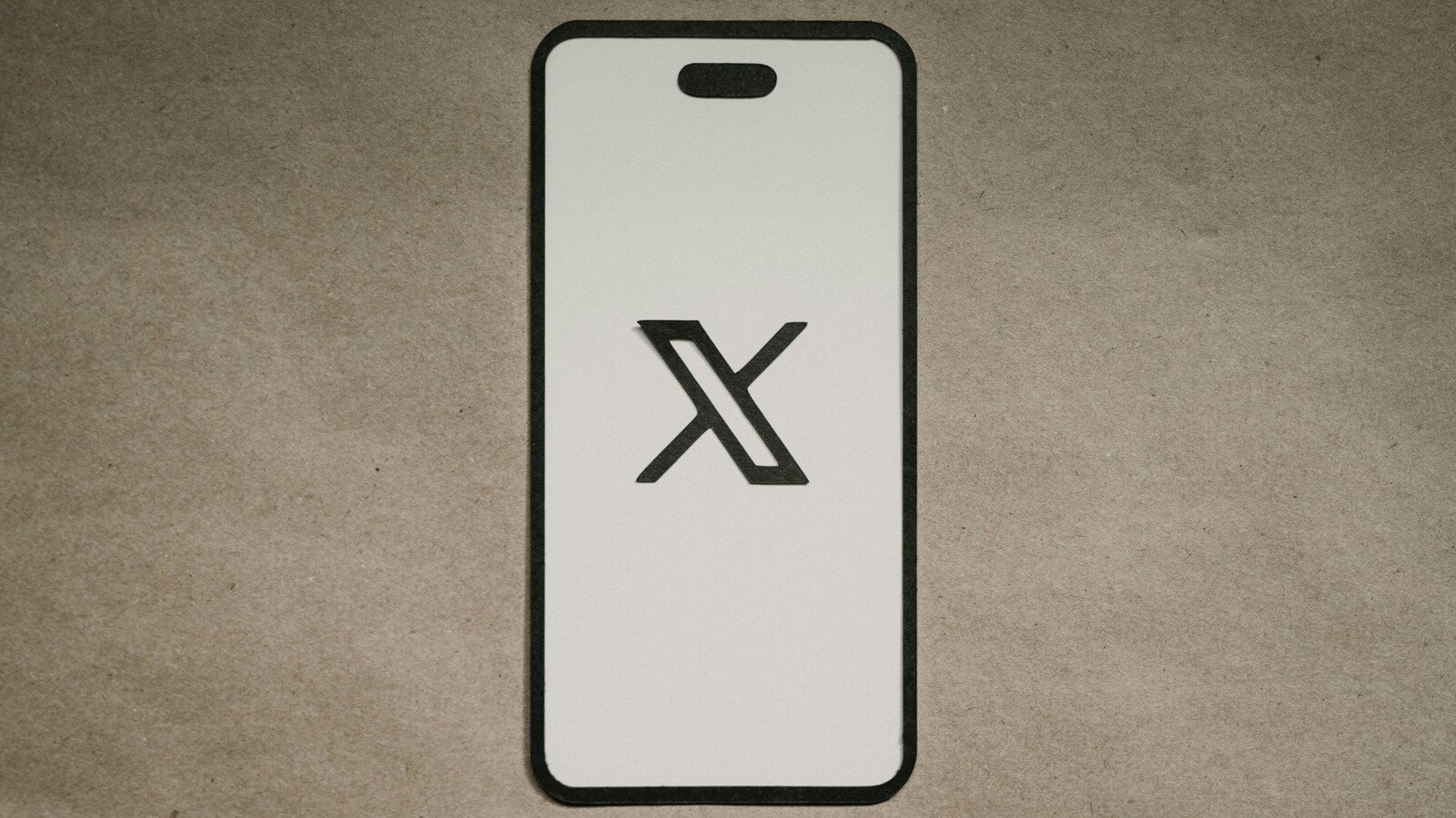 X and an advertising trade group settle a legal dispute over an alleged 'boycott