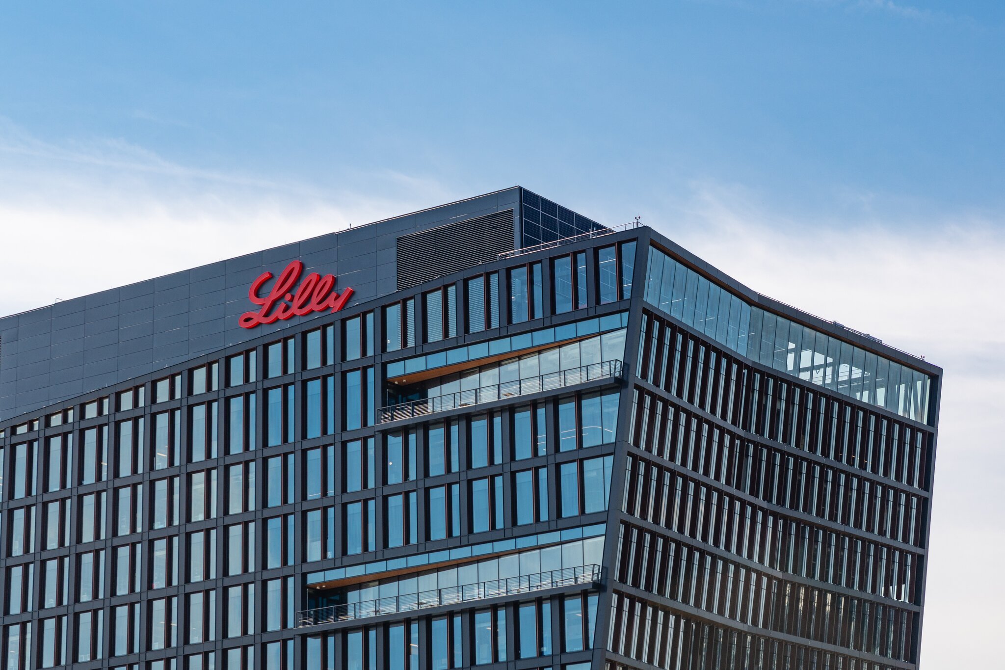 STAT+: Eli Lilly to allow more patients to apply for special access to unapproved obesity drug